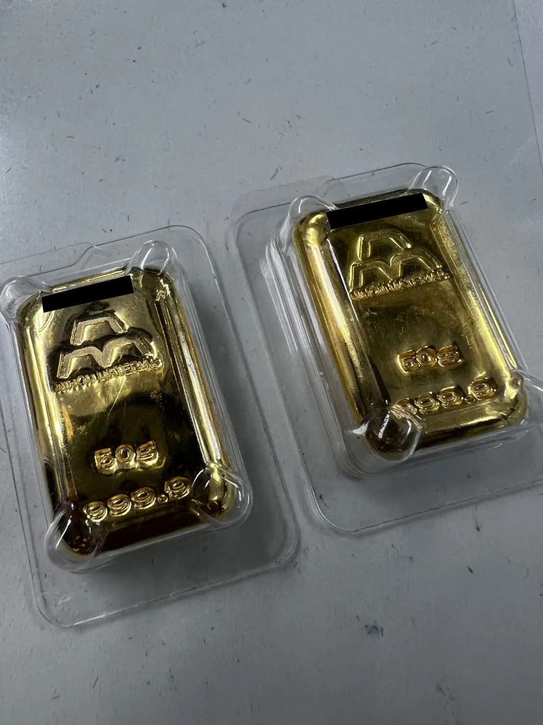 広島市中区で店頭買取した純金インゴット2点