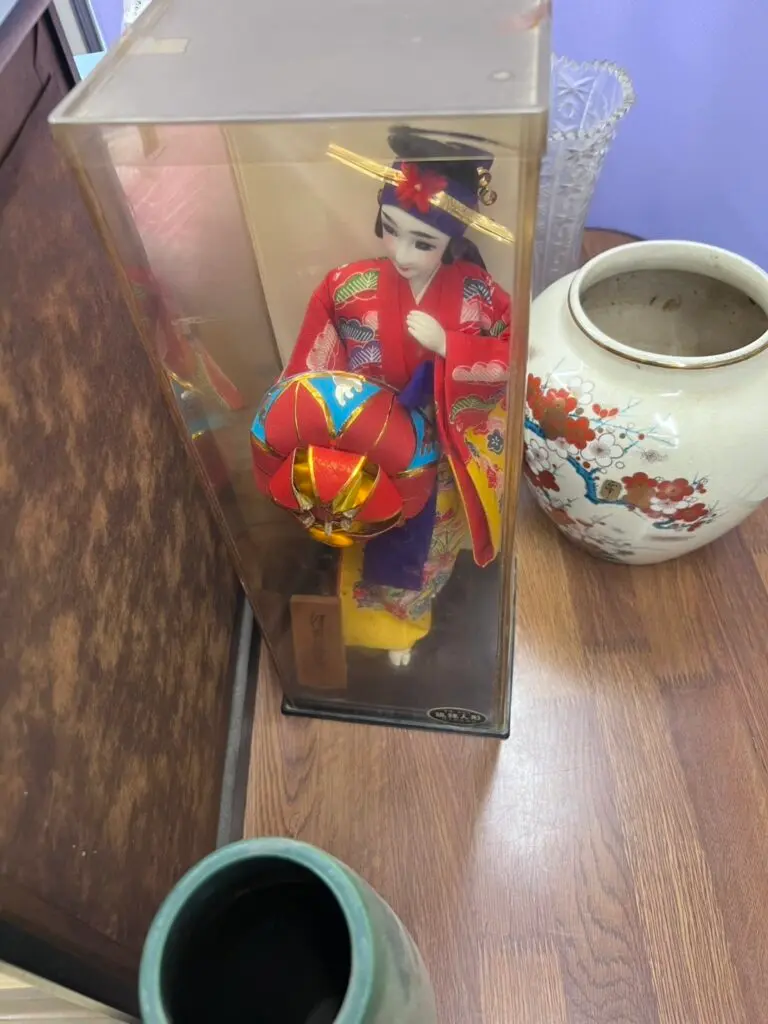 川口町で拝見した人形・陶器・古い小物類